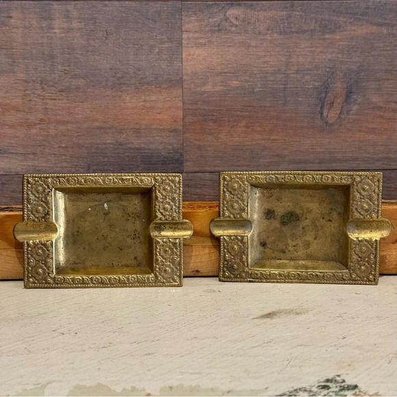 Two vintage brass stackable ashtrays rectangle floral edging detail - Picture 2 of 4